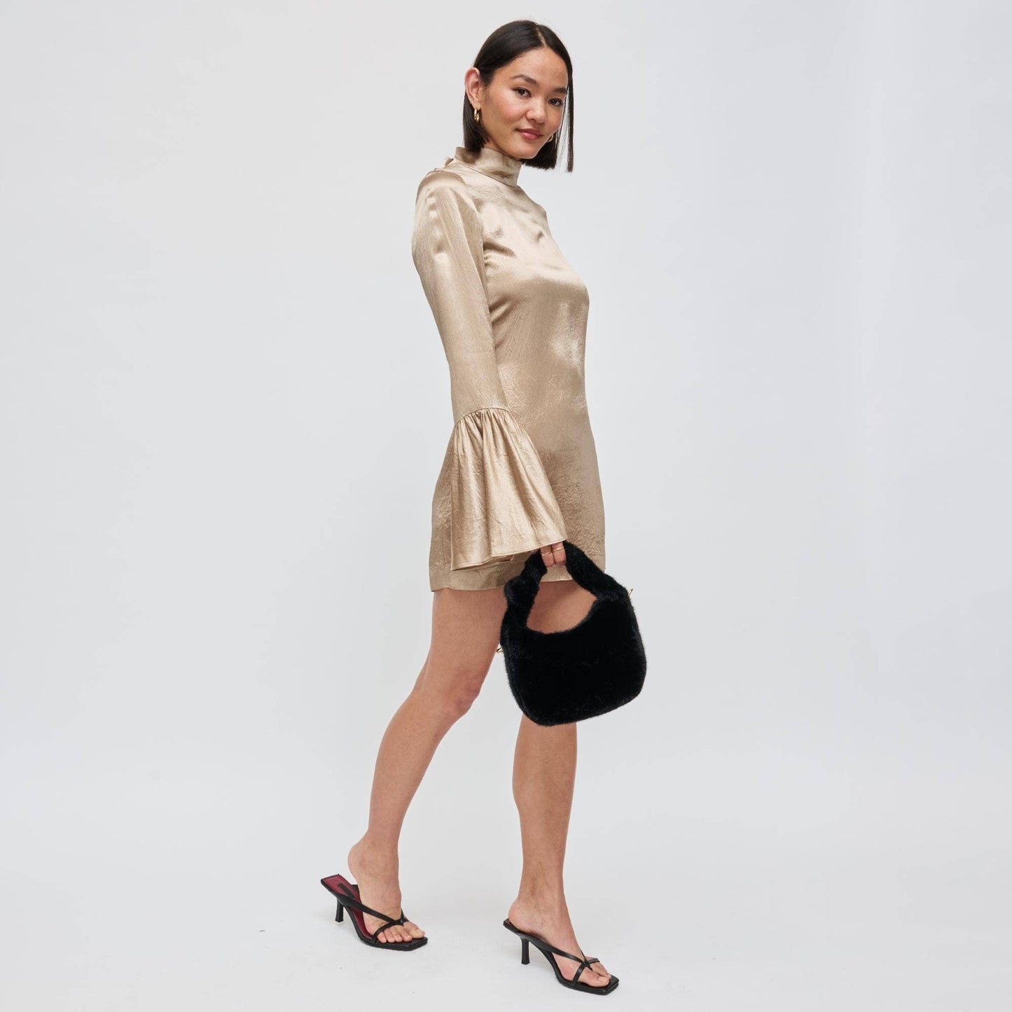 Faux Fur Crossbody: Chocolate