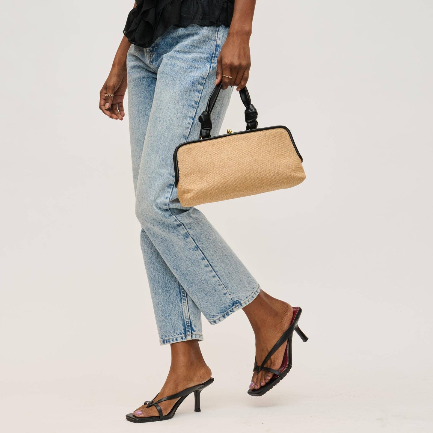 Julissa Clutch: Natural Black