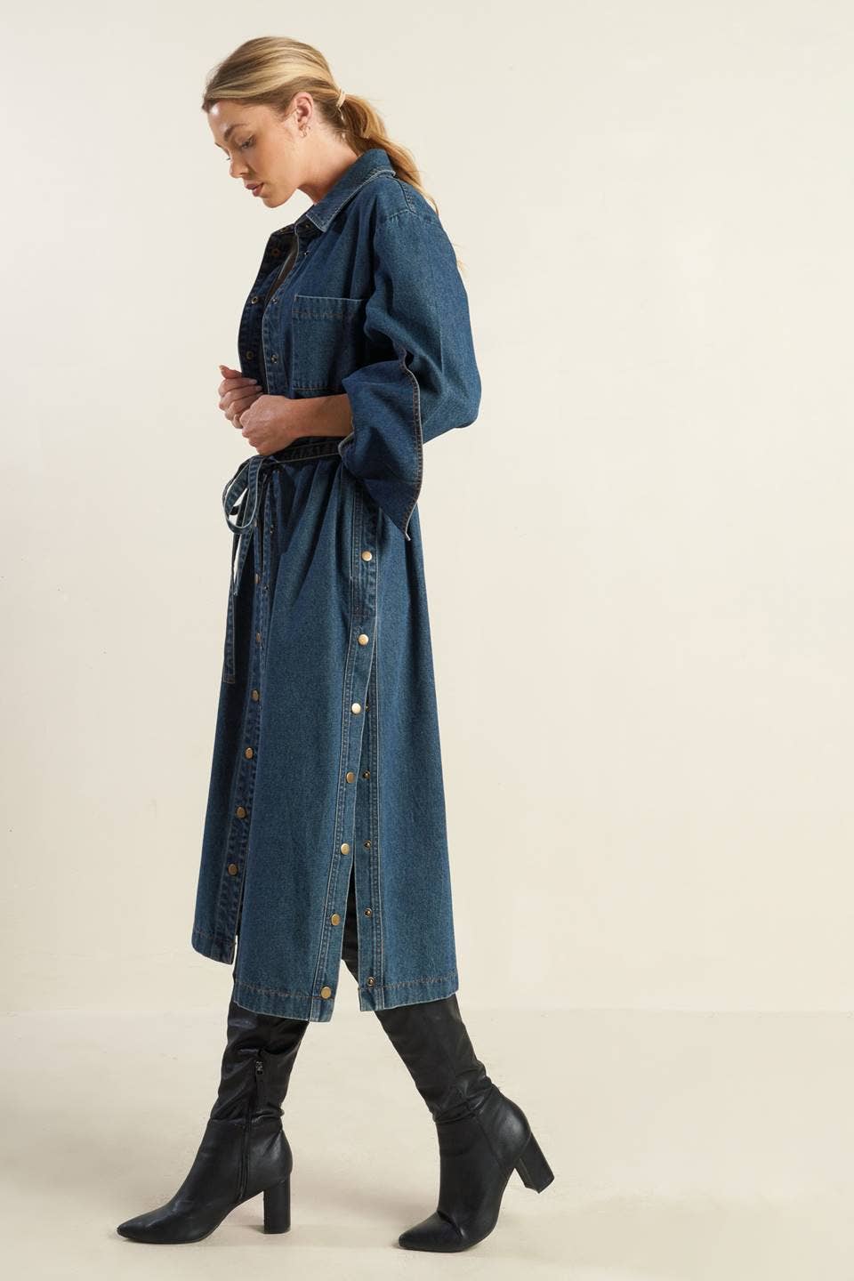 A denim midi coat dress INDIGO